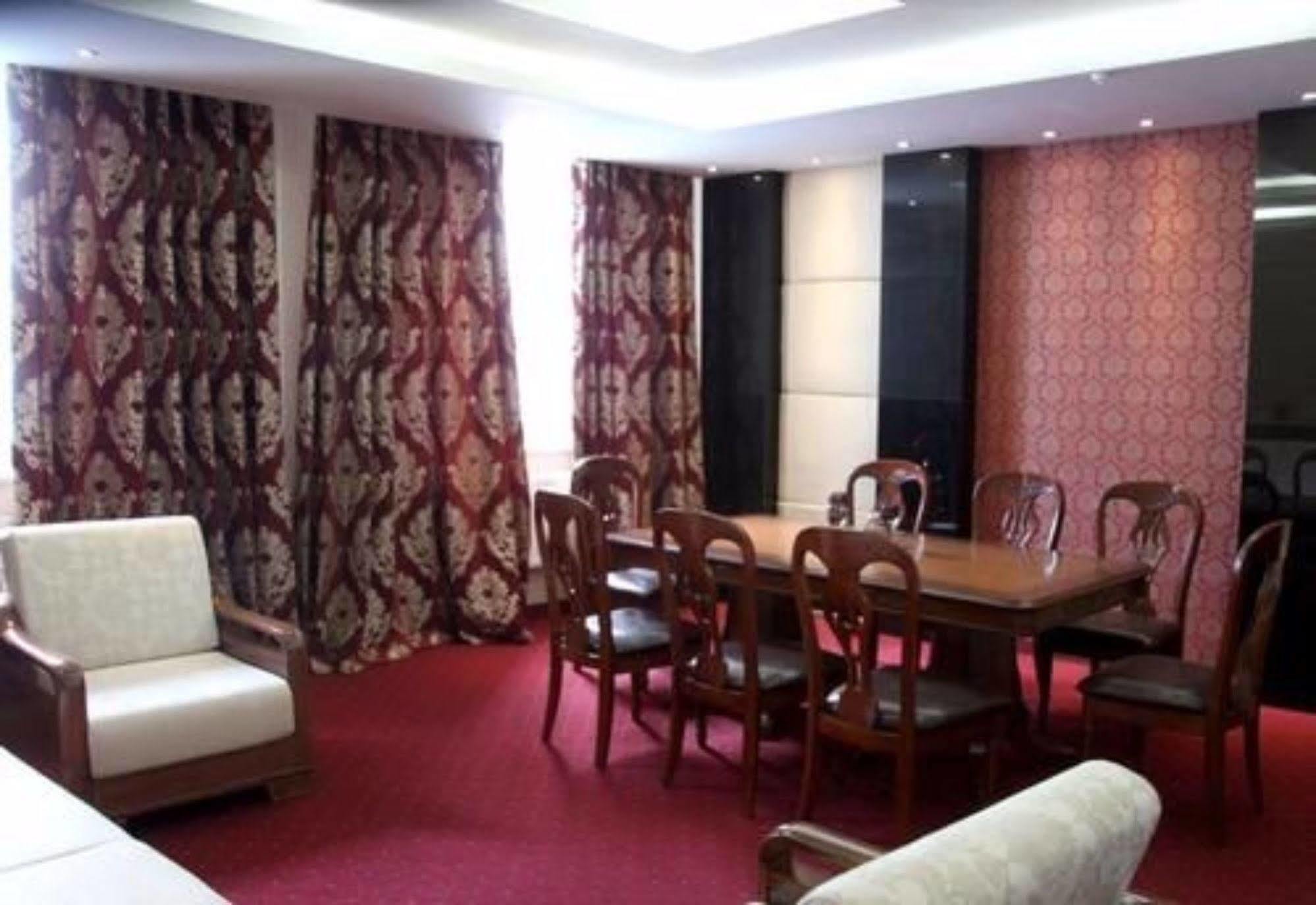 Best Western Gobi'S Kelso Oelan-bator Buitenkant foto